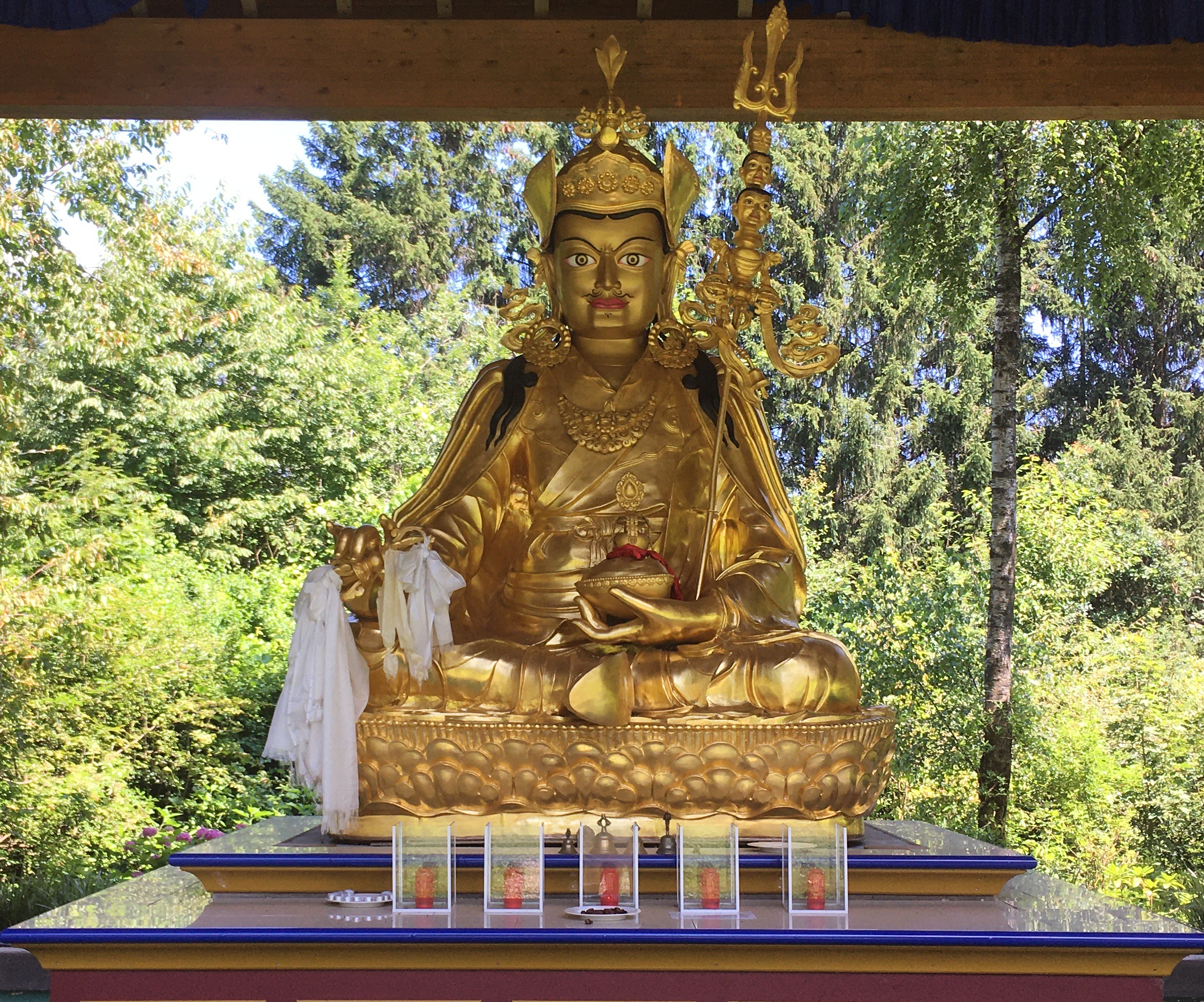 Ausbildung in Kloster Buddhas Weg & online